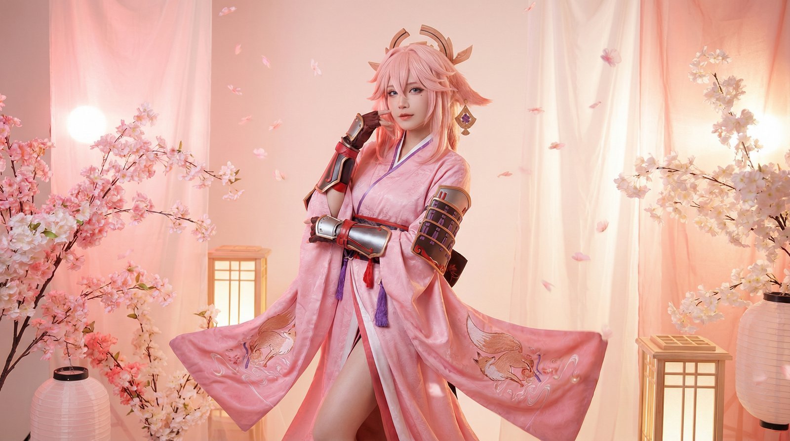 蜜桃视频演示-cosplay变装